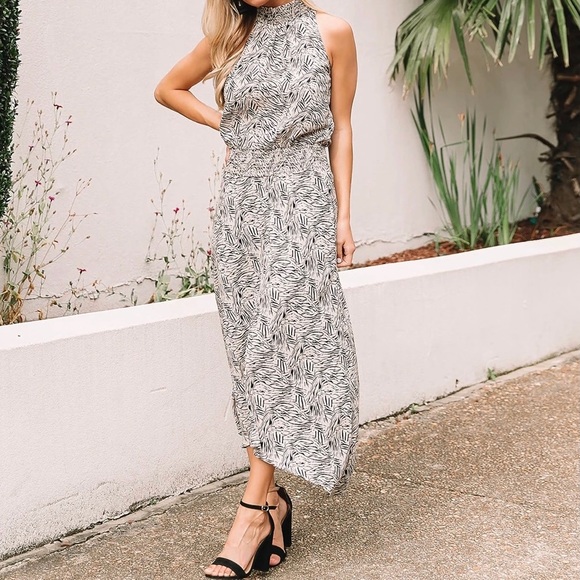 Veronica M Dress - Picture 1 of 4